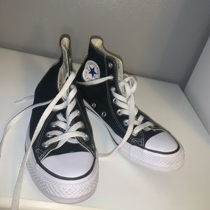 Black High-top Converse 🖤